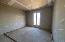 Casa rosu Osorhei | 117 mp utili | 553 mp teren | 4 camere