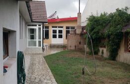Casa de vanzare cu 3 camere, avand suprafata de 168 mp situata in Oradea 