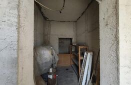 Casa renovabila central, aproape de Magheru, curte comuna, teren