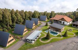 Se vinde proiect turistic inclus A-Frame, priveliste de vis  pe malul raului 