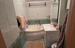 Apartament 3 camere de inchiriat, spațios, 2 băi, 2 balcoane – Nufărul, Oradea