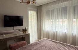 Apartament cu 3 camere lux, central si parcare inclusă.
