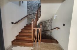Casa D+P+M, 380 mp, teren 900 mp, Fotovoltaice Garaj, Sanmartin Bihor