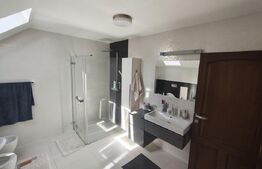 Casa D+P+M, 380 mp, teren 900 mp, Fotovoltaice Garaj, Sanmartin Bihor