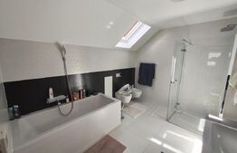 Casa D+P+M, 380 mp, teren 900 mp, Fotovoltaice Garaj, Sanmartin Bihor
