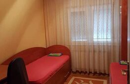Apartament 3 camere, 64 mp, zona Rogerius