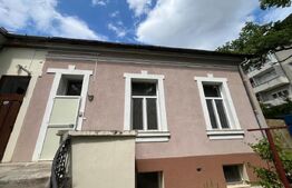 Casă de vânzare, 63 mp, strada Republicii, zona Centrală 