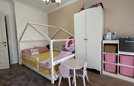 Apartament în West Residence cu 3 camere, terasă de 77 mp și Jacuzzi