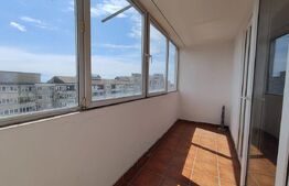 Apartament 4 camere, 72 mp, 2 bai, 2 balcoane - Bulevardul Decebal