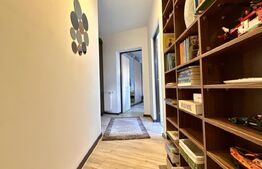 Apartament cu 3 camere și 2 băi, curte comuna, centrală pe gaz, ultracentral