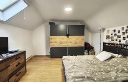 Apartament la casa de vanzare, 60 mp, mobilat utilat - Nufarul