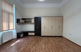 Apartament 2 camere în incinta Palatului Stern, Centrul Istoric al Oradiei