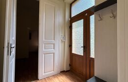 Apartament 2 camere în incinta Palatului Stern, Centrul Istoric al Oradiei