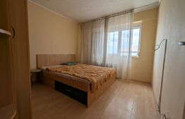 Apartament cu 3 camere, zona Nufărul 