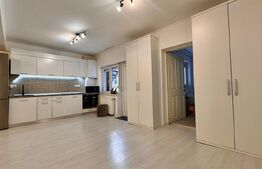 Apartament de vanzare, 3 camere, terasă 12 mp, mobilat și utilat - central