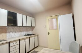 Apartament 3 camere decomandat, etaj intermediar, zona Magheru 