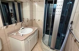 Apartament 3 camere, 2 bai, 2 balcoane, zona Decebal-Dacia