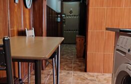 Apartament de vanzare, cu 3 camere, Nufarul