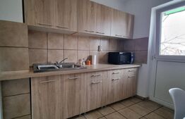 Apartament de inchiriat 3 cam,  zona Nufarul