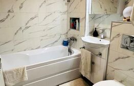 Apartament 3 camere de vanzare, zona Sovata