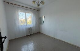 Apartament de vanzare, 3 camere, etajul 1, in Rogerius
