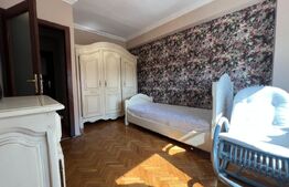Apartament cu 3 camere, decomandat, 116 mp, zona Ultracentral