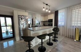 Casa A-Frame, 130 mp, piscina incalzita, teren 6600 mp, zona Baile Felix