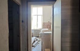 Apartament cu 2 camere, 45 mp, zona Centrala