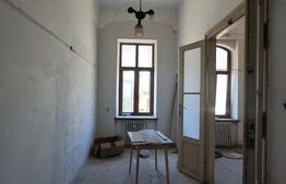 Apartament cu 2 camere, 45 mp, zona Centrala