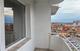 Apartament cu 3 camere zona Nufărul