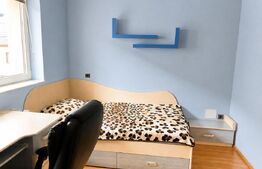 Casa de vanzare cu 5 camere, 298 mp, Cartierul Rogerius 