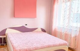 Casa de vanzare cu 5 camere, 298 mp, Cartierul Rogerius 
