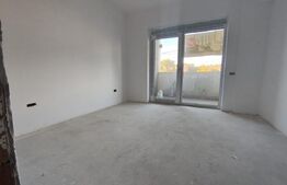 Apartament 2 camere in zona ultracentrala cu vedere la Crisul Repede