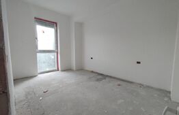 Apartament cu 3 camere ultracentral cu vedere la Crisul Repede