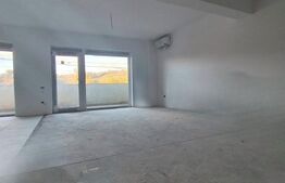 Apartament cu 3 camere ultracentral cu vedere la Crisul Repede