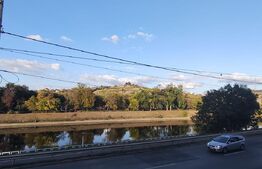 Apartament cu 3 camere ultracentral cu vedere la Crisul Repede