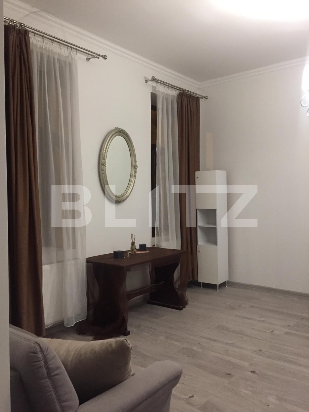 Casa de vânzare 3 camere Ultracentral - 67421CV | BLITZ Oradea | Poza2