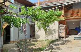 Casă de 251 mp utili, 316 mp teren! Zona centrală în apropierea gării!