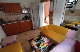 Casă pe Primariei cu 5 camere de 231 mp curte comuna pretabila pt Booking sau  spatiu comercial