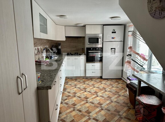 Casa de vânzare 5 camere Ultracentral - 67466CV | BLITZ Oradea | Poza16