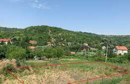 Teren de vânzare intravilan, 600 mp, zona Podgoria