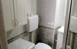  Apartament de vanzare cu 3 camere, 100 mp, in zona Ultracentrala!