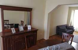  Apartament de vanzare cu 3 camere, 100 mp, in zona Ultracentrala!