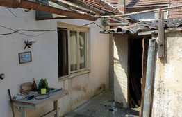 Casă - singur în curte centru Oradea