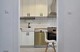 Apartament la prima inchiriere, 2 camere, 70 mp, zona centrala! 