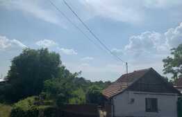 Super ofertă! Casă demolabilă în Oșorhei ,zonă centru ,de 65 mp, teren de 226mp