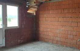 Casă - Cartierul Tineretului