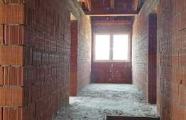 Casă - Cartierul Tineretului