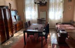 Casă de 169 mp utili, 327 mp teren, zona centrală Oradea