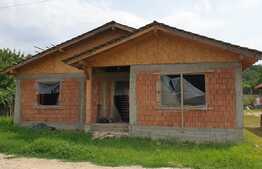 Casă individuala, 654 mp teren, zona Oncea!